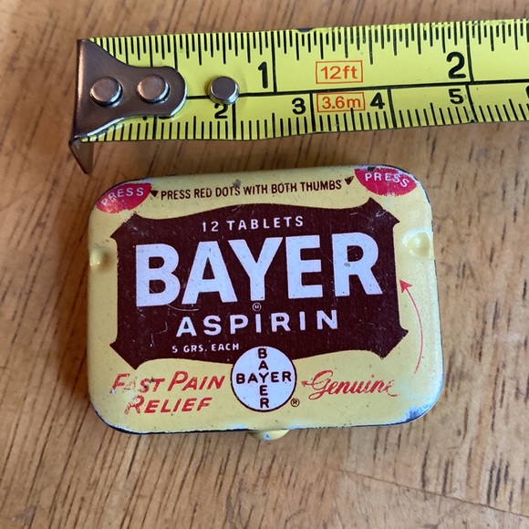 BAYER aspirin Advertising Tin vintage metal stash box - Picture 3 of 3
